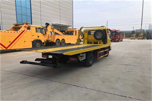 越西非事故拖车